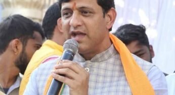 देवास में आयोजित बैठक में महापौर पुष्यमित्र भार्गव को मध्य प्रदेश मेयर काउंसिल का प्रदेशाध्यक्ष चुना गया