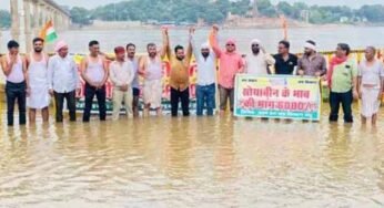 जिले में सोयाबीन का भाव 6 हजार रुपये प्रति क्विंटल करने की मांग लगातार उठाई जा रही, नर्मदा में जल सत्याग्रह
