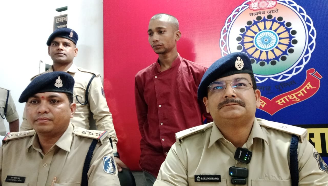 राजनांदगांव: पुलिस की कार्यवाही- हत्या के आरोपी को पुलिस द्वारा खैरागढ़ से किया गया गिरफ्तार
