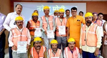 स्वच्छता ही सेवा अभियान के अंतर्गत किए गए कार्यों की प्रदर्शनी का अवलोकन किया