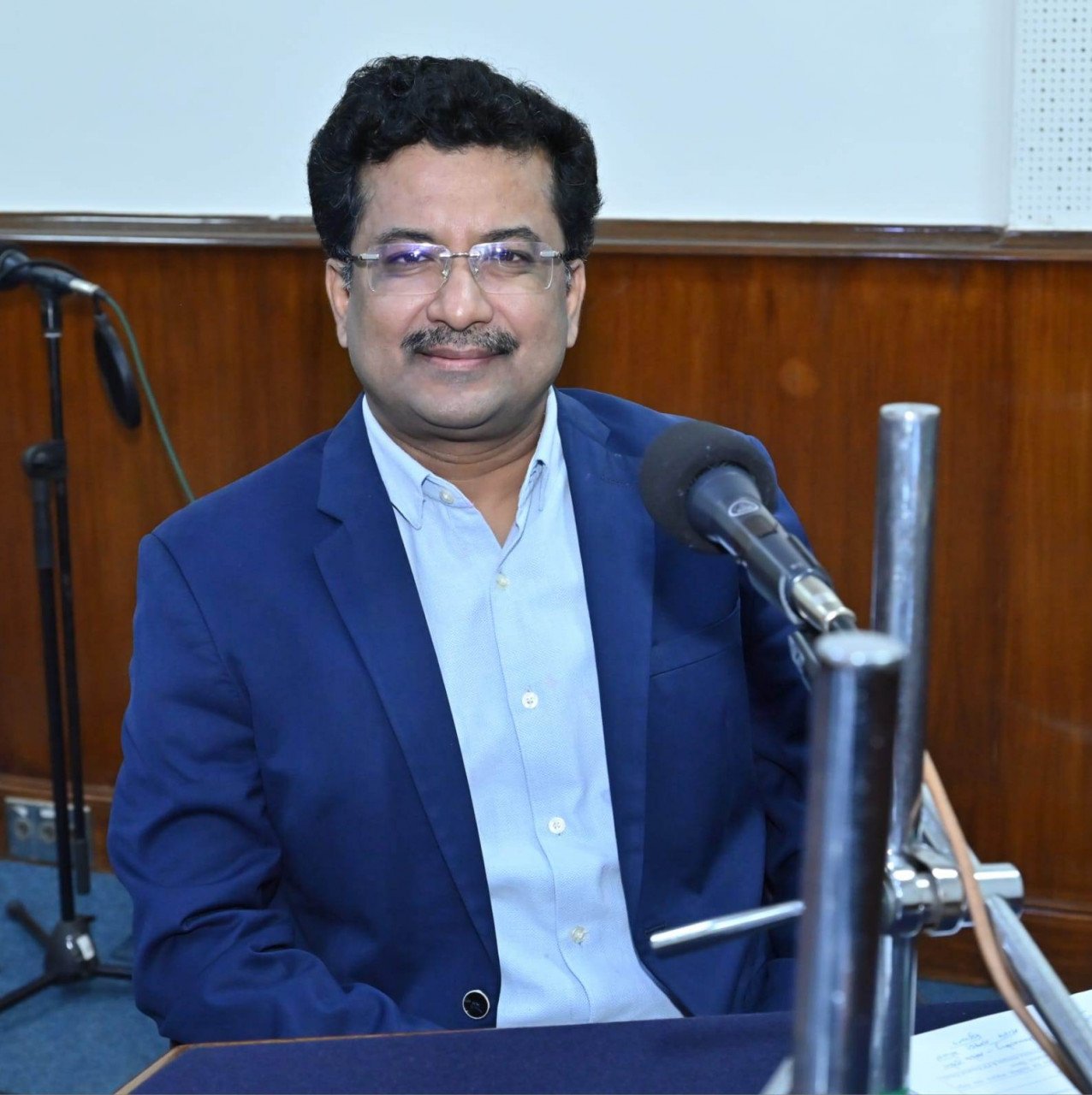 CG : प्रमुख सचिव सोनमणि बोरा से आकाशवाणी द्वारा ली गई भेंट वार्ता का प्रसारण 30 नवम्बर को