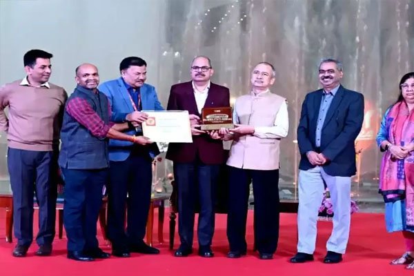 43वें आईआईटीएफ में मध्यप्रदेश मंडप स्वर्ण पदक से सम्मानित