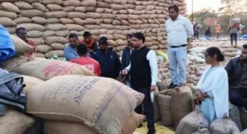 CG : धान खरीदी केंद्र में 357 बोरी धान जब्त, 40 बोरी अमानक धान वापस लौटाया…