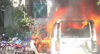 राजधानी भोपाल के कलेक्ट्रेट परिसर में आग लगने से हड़कंप मचा
