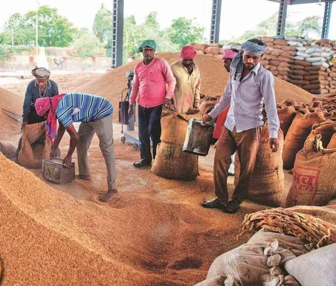 CG : मुख्यमंत्री विष्णु देव साय की पहल पर अब तक 93.44 लाख मीट्रिक टन धान की हो चुकी है खरीदी…