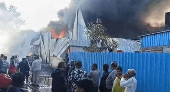 इंदौर के बाणगंगा में प्लास्टिक फैक्ट्री में लगी भीषण आग ने पूरे इलाके में दहशत फैलाई