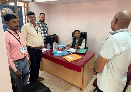 CG : अभ्यर्थियों के प्रस्तुत लेखाओं का व्यय प्रेक्षक ने किया परीक्षण