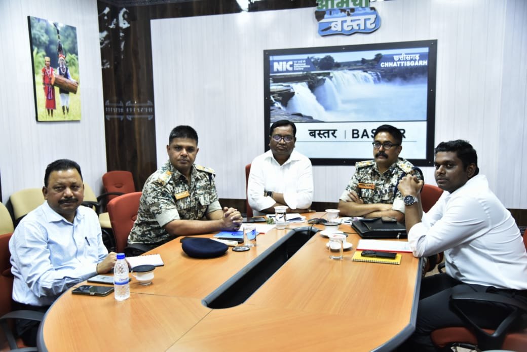 CG : बस्तर की जनजातीय कला-संस्कृति के धरोहर को पुनर्जीवित करने “बस्तर पंडुम” का होगा भव्य आयोजन