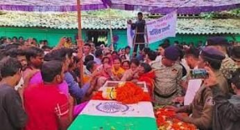 CG : गांव पहुंचा जवान का पार्थिव शरीर, चारों ओर छाया मातम; पत्नी की सिसकती चीखों से सब कुछ सन्न
