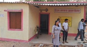 CG : जिला पंचायत सीईओ ने प्रधानमंत्री आवास का किया निरीक्षण