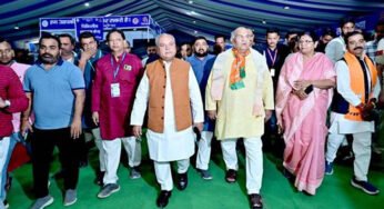 विधानसभा अध्यक्ष तोमर एवं राजस्व मंत्री वर्मा ने मुरैना में स्वास्थ्य शिविर का किया अवलोकन