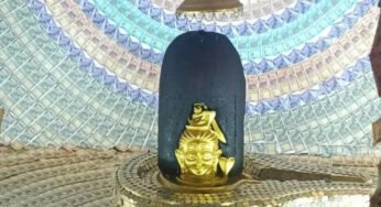 उज्जैन के बुद्धेश्वर महादेव मंदिर में 1.21 करोड़ के नोटों से की गई सजावट