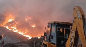 पीथमपुर इंडस्ट्रियल एरिया में सिग्नेट पाइप कंपनी में आग लगी, इंदौर से मंगाई एक हजार लीटर फोम