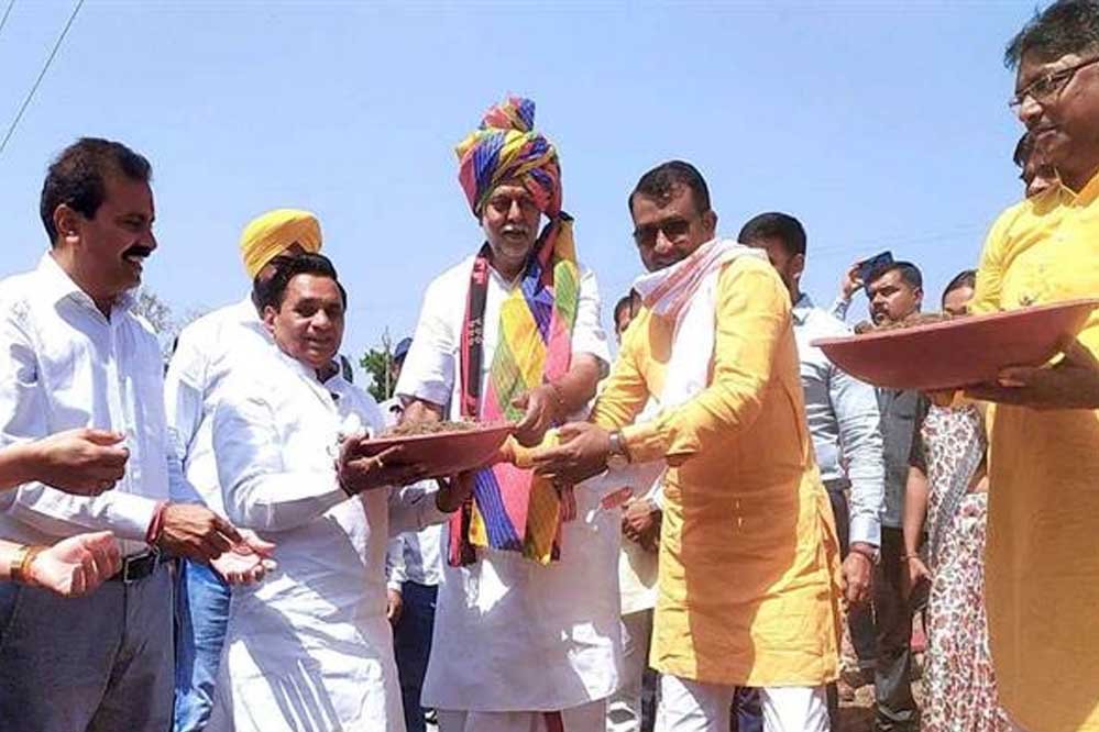 मंत्री पटेल जल गंगा संवर्धन अभियान कार्यक्रम में हुए शामिल