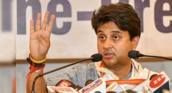 मंत्री सिंधिया ने रोजगार मेले में युवाओं को सौंपे नियुक्ति पत्र, प्रधानमंत्री ने वर्चुअली किया संबोधित