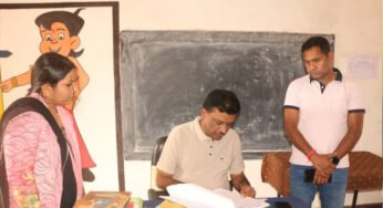 उमरिया कलेक्टर ने एक्शन मोड में आते हुए दो शिक्षकों को निलंबित कर, 29 शिक्षकों की वेतन वृद्धि रोकी
