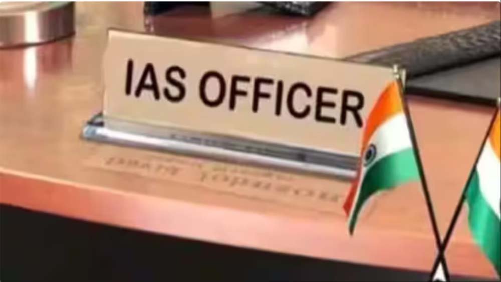 मध्य प्रदेश सरकार ने बड़ा प्रशासनिक फेरबदल किया, चार जिलों के कलेक्टर बदले, उज्जैन कलेक्टर को हटाया
