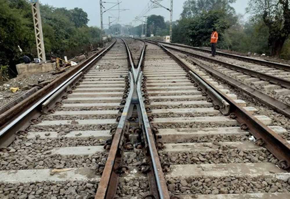 भोपाल मंडल में लूप लाइन संरक्षा को लेकर प्रभावी प्रयास, यात्रियों की सुरक्षा सर्वोपरि