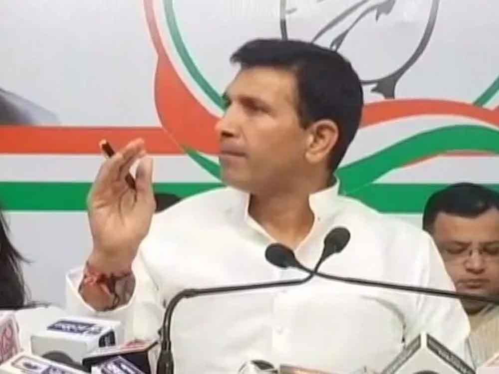 सेना ने जो कार्रवाई की है, वह गर्व की बात है, हम सब एक जुट हैं, पूरा देश एक जुट है: जीतू पटवारी