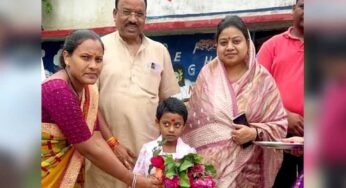 सांसद हिमाद्री सिंह ने अपनी बेटी का दाखिला गृह गांव के सरकारी स्कूल में कराया