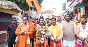 मुख्यमंत्री डॉ. यादव की मंशानुरूप जनजातीय समूहों के कलाकारों ने सवारी में मनमोहक प्रस्तुतियां देकर किया बाबा श्रीमहाकाल का स्वागत