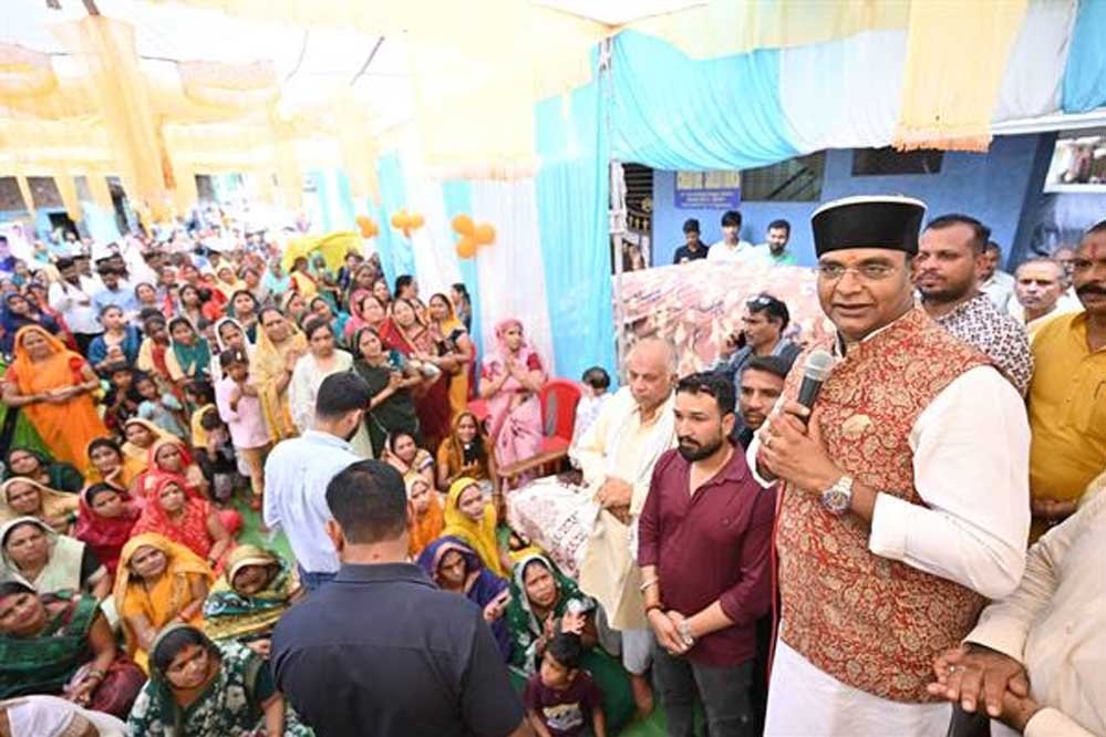मंत्री सारंग ने किया विभिन्न विकास कार्यों का भूमि-पूजन