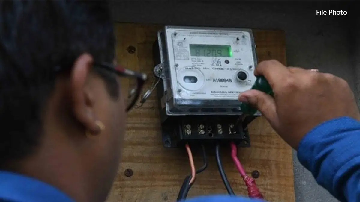 CG : स्मार्ट मीटर से बिजली चोरी का पहला मामला, उपभोक्ता पर लगा 87,000 का जुर्माना, FIR दर्ज