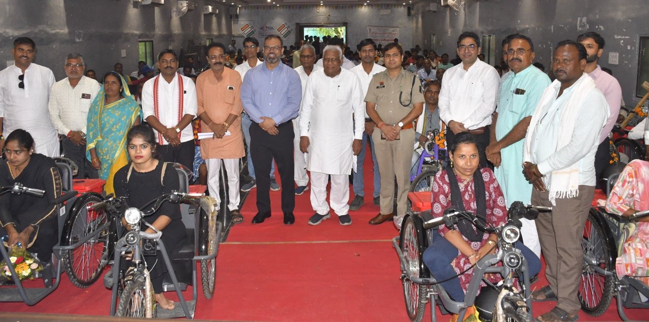 CG : दिव्यांगजनों को आत्मनिर्भर बनाने की दिशा में ऐतिहासिक पहल…