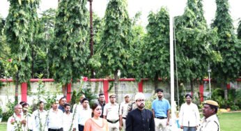 CG : कलेक्टर लंगेह ने कलेक्ट्रेट में किया ध्वजारोहण…