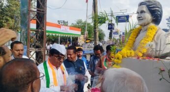 CG : स्वतंत्रता दिवस पर जिला कांग्रेस की ओर से रमेश पैगवार ने फहराया राष्ट्रीय ध्वज…