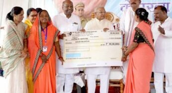 राज्यपाल पटेल सिवनी के थांवरझोड़ी में ग्राम परिचय कार्यक्रम में हुए शामिल