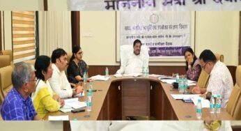 रायपुर : खाद्य मंत्री श्री दयालदास बघेल ने ली विभागीय समीक्षा बैठक