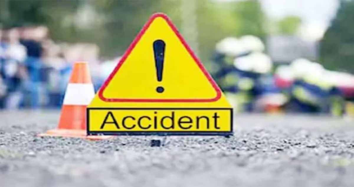 खड़े पिकअप से टकराई बुलेट, युवक की दर्दनाक मौत