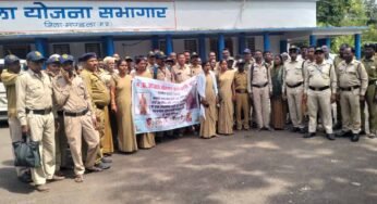 रेडीमेड घटिया वर्दी के विरोध में कोटवार संगठन पहुंचा जनसुनवाई
