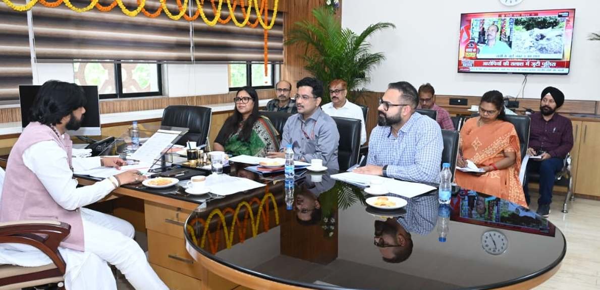 CG : छात्रावास-आश्रमों की सुचारू संचालन पर पूरा ध्यान दें: मंत्री गुरू खुशवंत साहेब