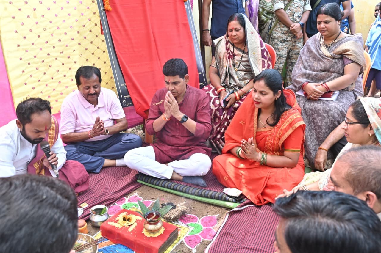 CG : शिक्षा से ही खुलेगी प्रगति की राह : मंत्री टंकराम वर्मा