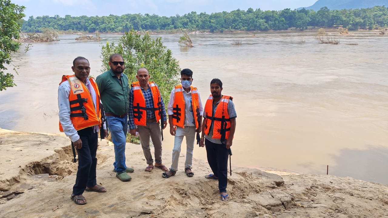 CG : बस्तर संभाग के दूरस्थ क्षेत्र अबूझमाड़ से लगे ग्राम कोंडे तक पहुँची स्वास्थ्य सेवाएँ