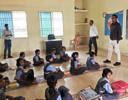 CG : कलेक्टर ने सरसीवा क्षेत्र के आंगनबाड़ी, स्कूल और छात्रावास का किया औचक निरीक्षण…
