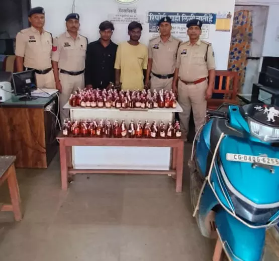 CG : जुपीटर से शराब परिवहन करते 2 युवक गिरफ्तार…