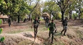 छत्तीसगढ़: सुरक्षाबलों की कार्रवाई में तीन इनामी नक्सली ढेर, भारी मात्रा में हथियार और विस्फोटक जब्त