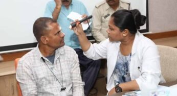 राज्य निर्वाचन आयोग के कर्मचारियों का हुआ नेत्र परीक्षण