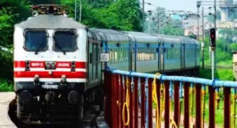 UP-बिहार जाने वालों के लिए खुशखबरी, रेलवे चलाएगा 150 पूजा स्पेशल ट्रेनें