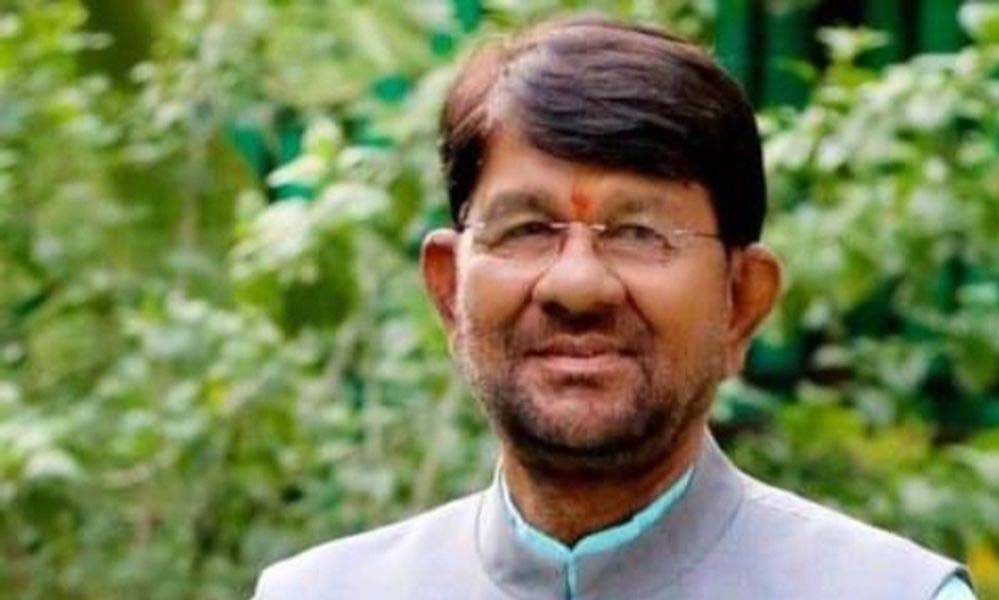 पशुपालक दुग्ध समृद्धि सम्पर्क अभियान का लें पूरा लाभ : पशुपालन एवं डेयरी मंत्री पटेल
