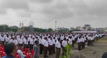 इंदौर में राष्ट्रीय स्वयंसेवक संघ का भव्य पथ संचलन, 1.5 लाख स्वयंसेवक जुटे