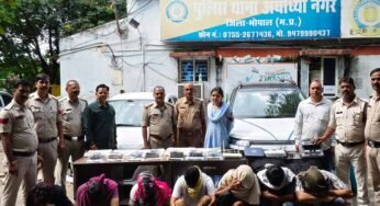 थाना अयोध्यानगर जोन-2 पुलिस की आनलाइन क्रिकेट सट्टा गिरोह पर बडी कार्यवाही, नगदी सहित लगभग 50 लाख रुपये का मसरुका जब्त