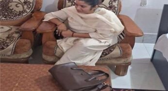 सीधी में RES दफ्तर में घूस का खेल! लोकायुक्त छापे में इंजीनियर, SDO फरार, महिला कर्मचारी रंगे हाथ गिरफ्तार