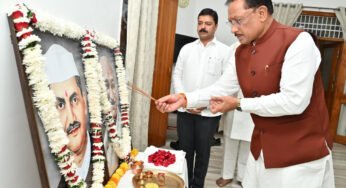 रायपुर : मुख्यमंत्री ने राष्ट्रपिता महात्मा गांधी और पूर्व प्रधानमंत्री श्री लाल बहादुर शास्त्री को उनकी जयंती पर किया नमन