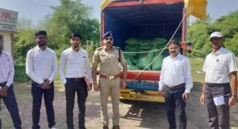 खाद का अवैध परिवहन करने पर थाना नौगांव में 2 लोगों पर एफआईआर