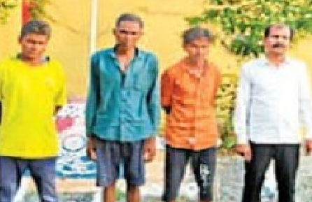 राजनांदगांव : डोंगरगांव पुलिस ने चार बदमाशों को गिरफ्तार किया…