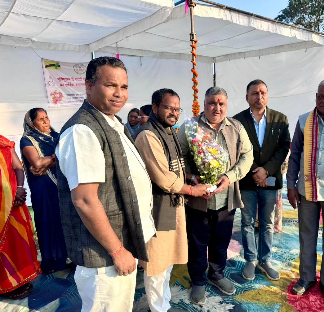 CG : पर्यटन एवं संस्कृति मंत्री राजेश अग्रवाल 50.31 लाख रुपए से ग्राम पंचायत खैरबार में गौरवपथ निर्माण कार्य का भूमिपूजन किया …